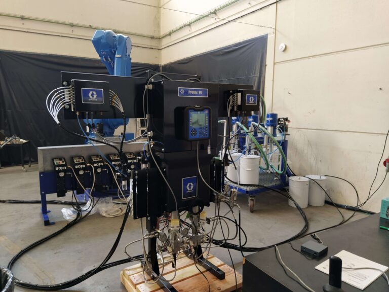 Robots gel coat web (3)